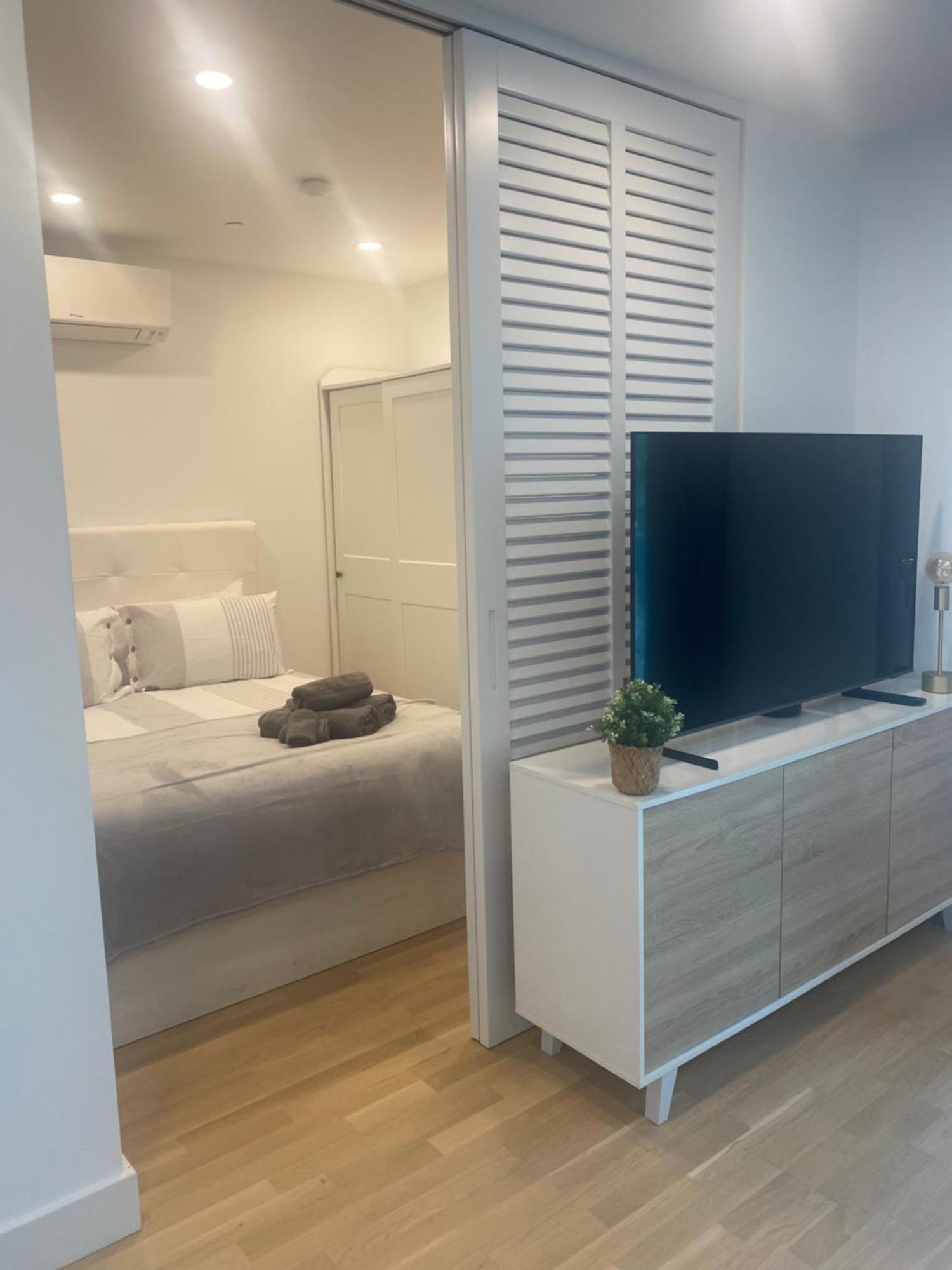 Cp Top Floor Luxury Studio With Spa And Pool Gibraltar Exterior photo